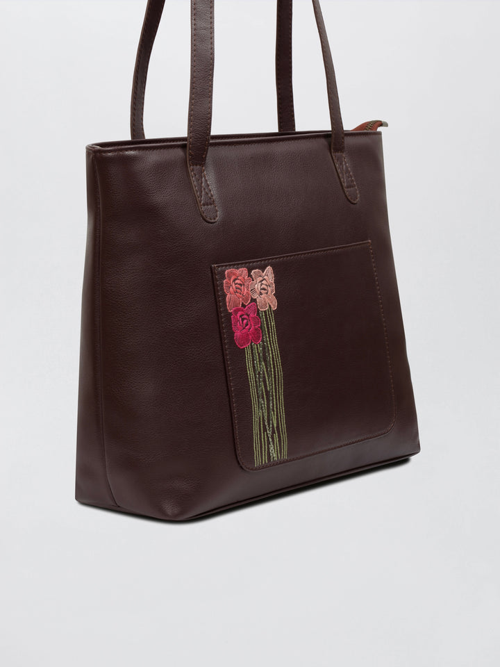 Garden of Roses Tote Bag
