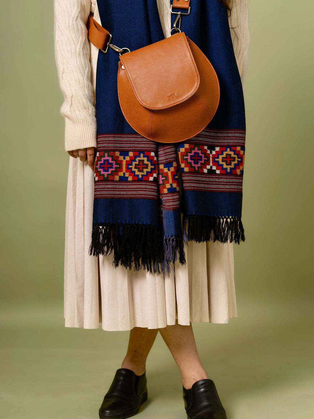 Classic Tan Bianca Sling Bag