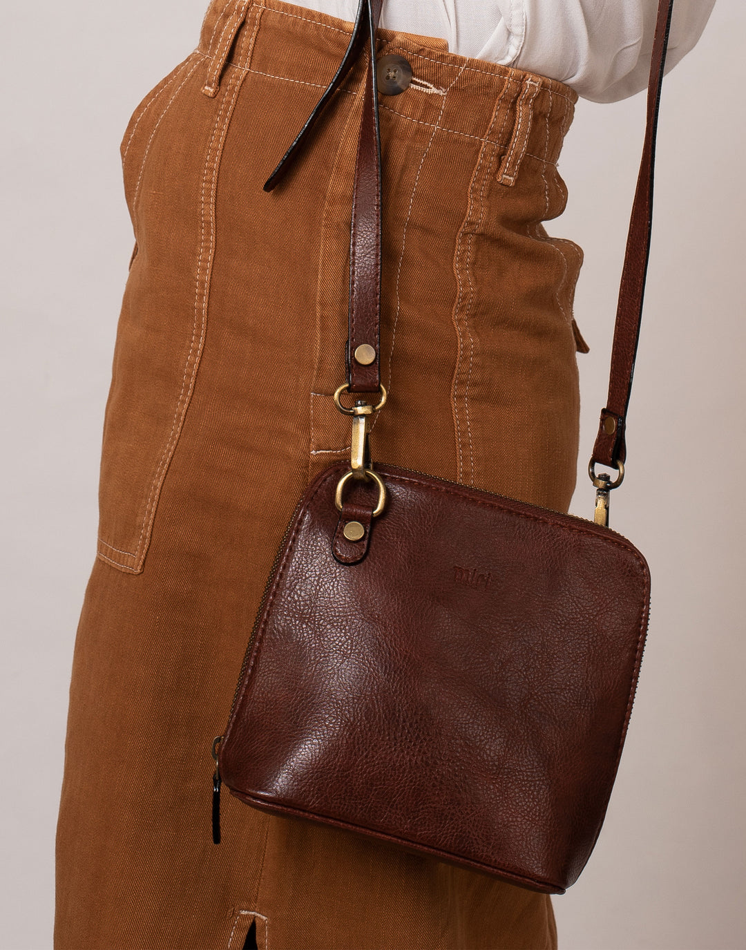 Venice Sling Bag-Brown