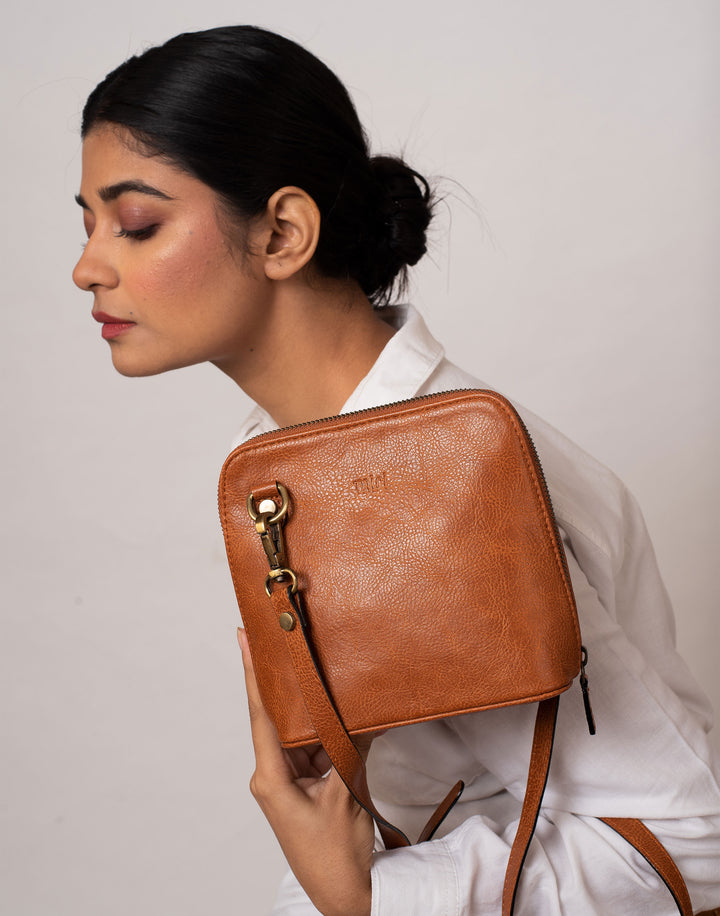 Venice Sling Bag-Tan