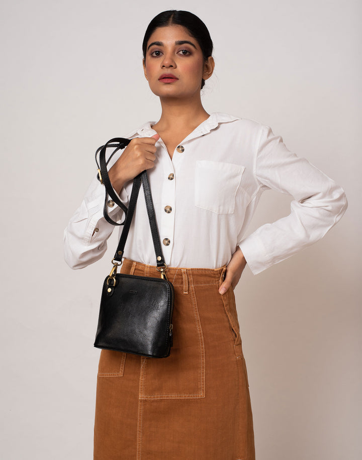 Venice Sling Bag-Black