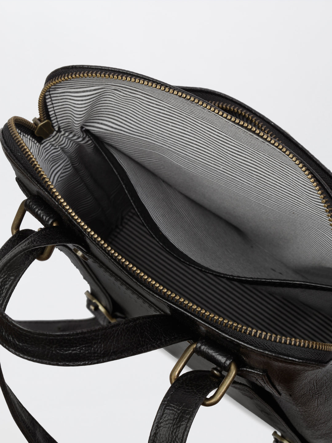 White Daisy Convertible Backpack cum Sling