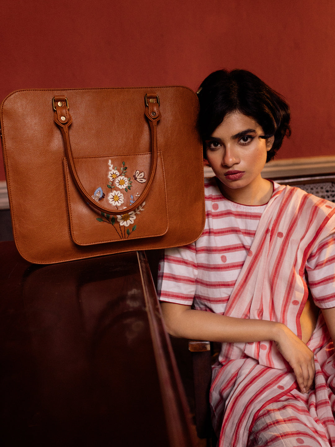 Hand Embroidered White Daisy Laptop Bag