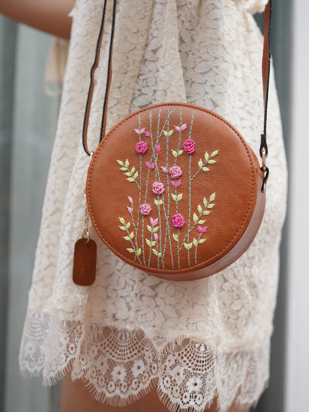 Rosebuds Sling Bag - Miri