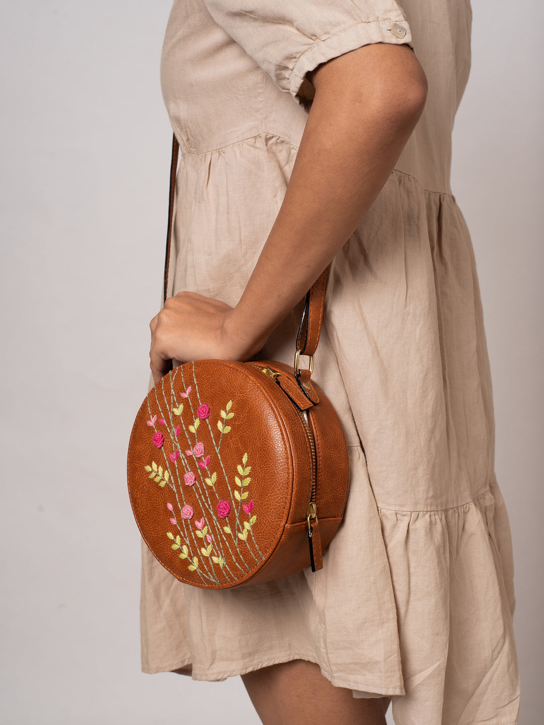 Rosebuds Sling Bag - Miri