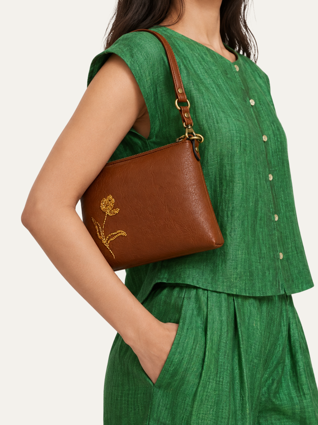 Kusum Baithak Sling