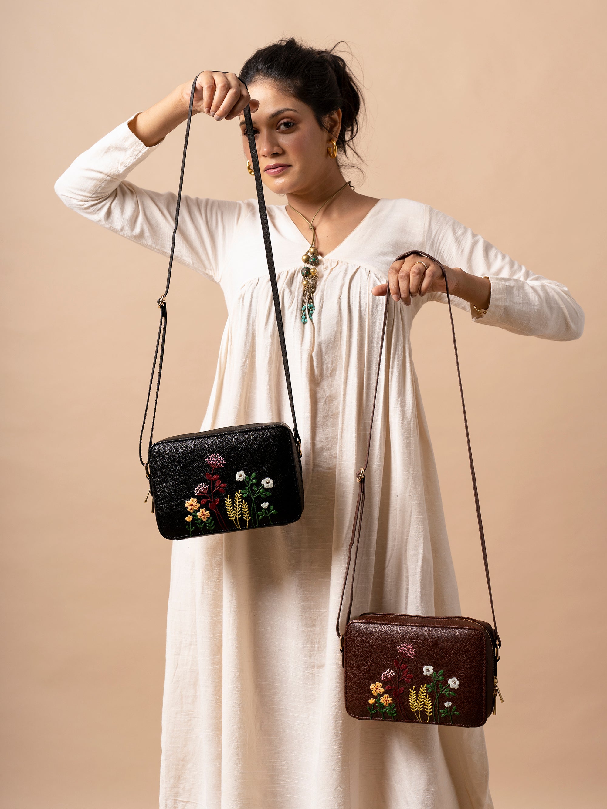Blooming Meadows Sling – Miri