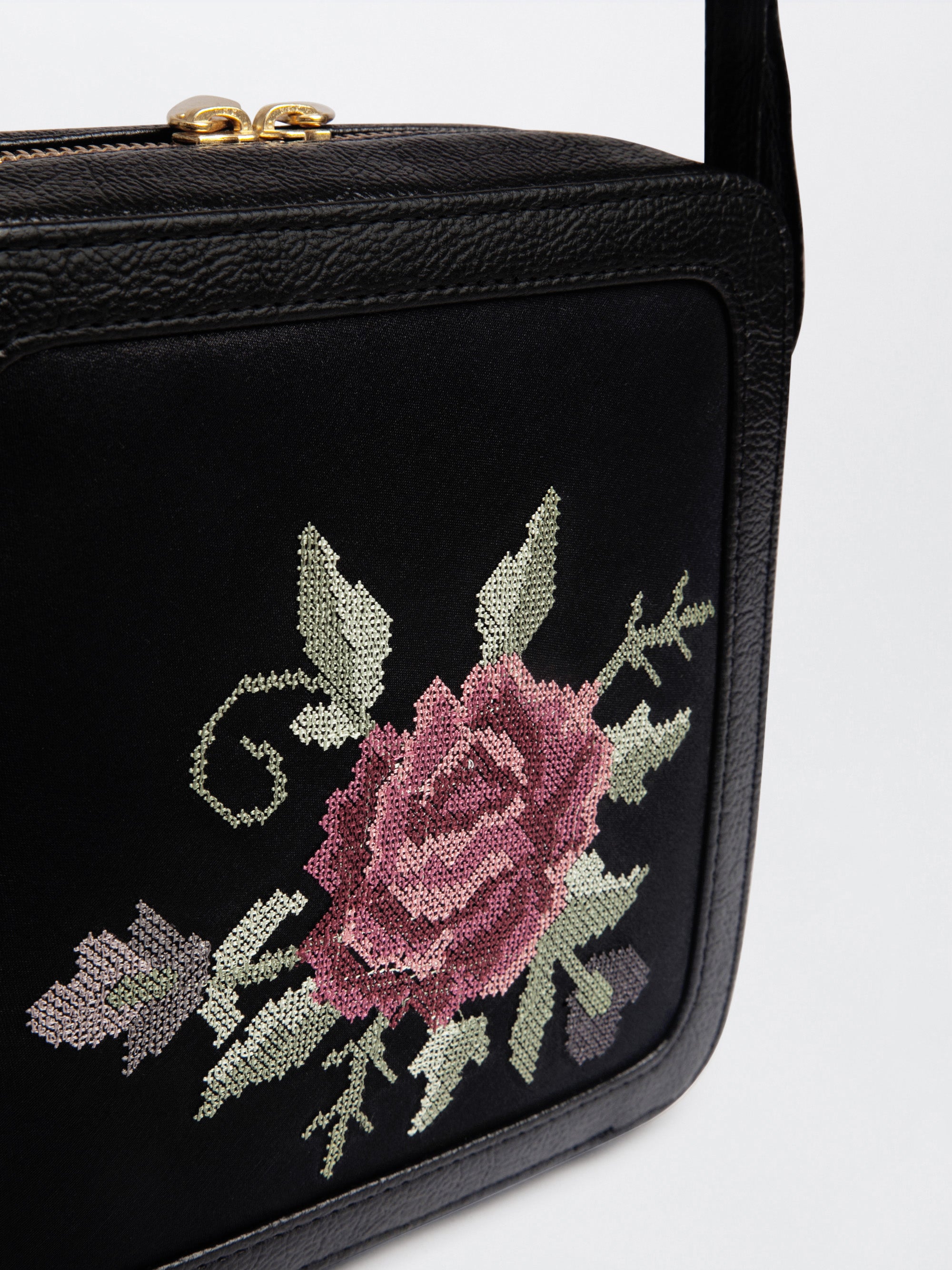 新品入荷 Cross Stitch Miri – Sling その他