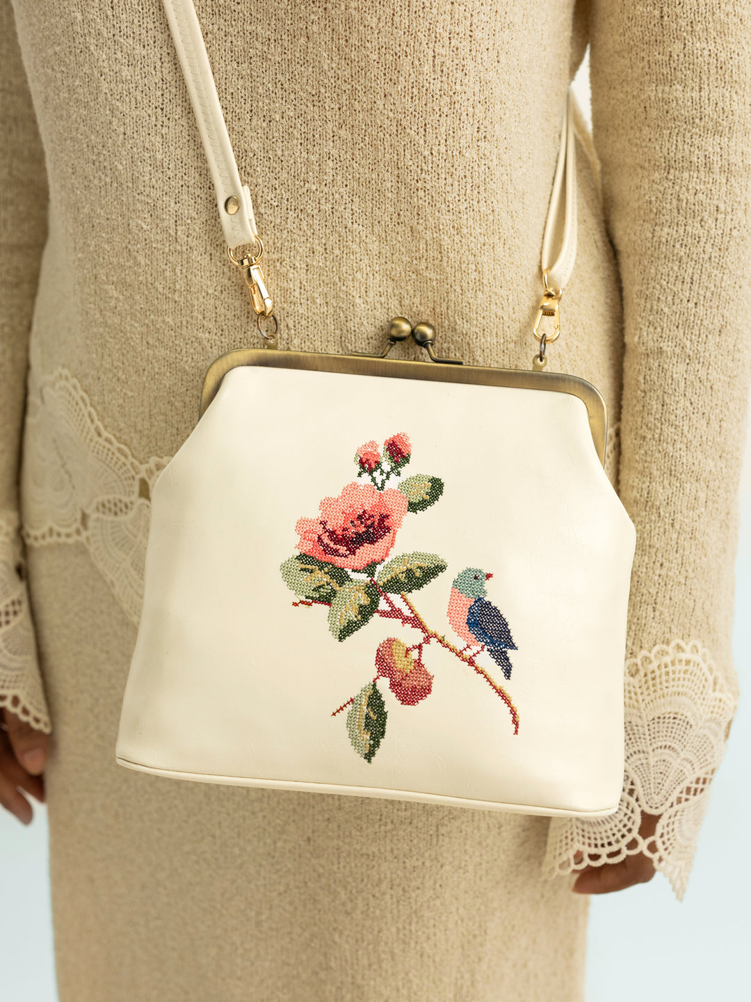 Morning Melody Cross Stitched Kisslock Clutch - White