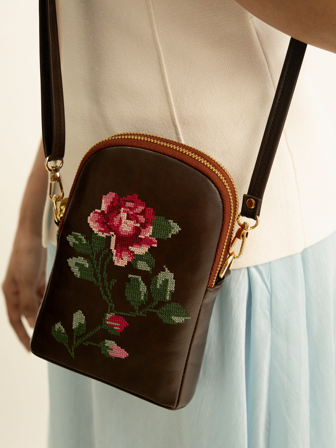 Udhagai Queen Cross Stitched Jodi Pouch Sling - Brown