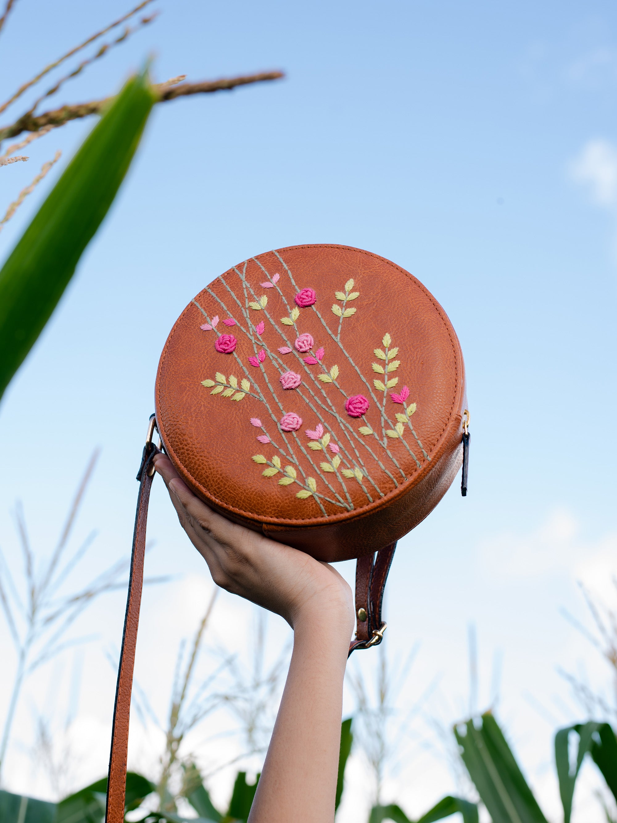 Hand Embroidered Pink Rosebuds Round Sling Bag – Miri