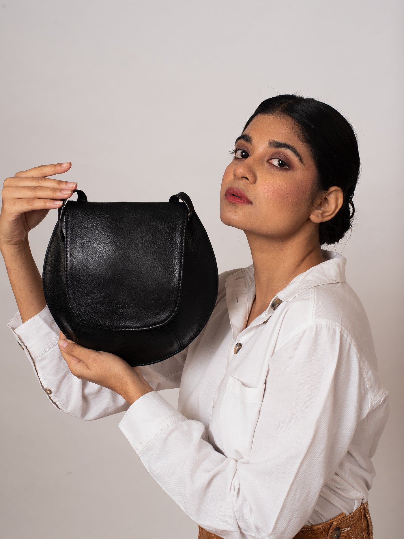 Bianca Sling Bag - Miri