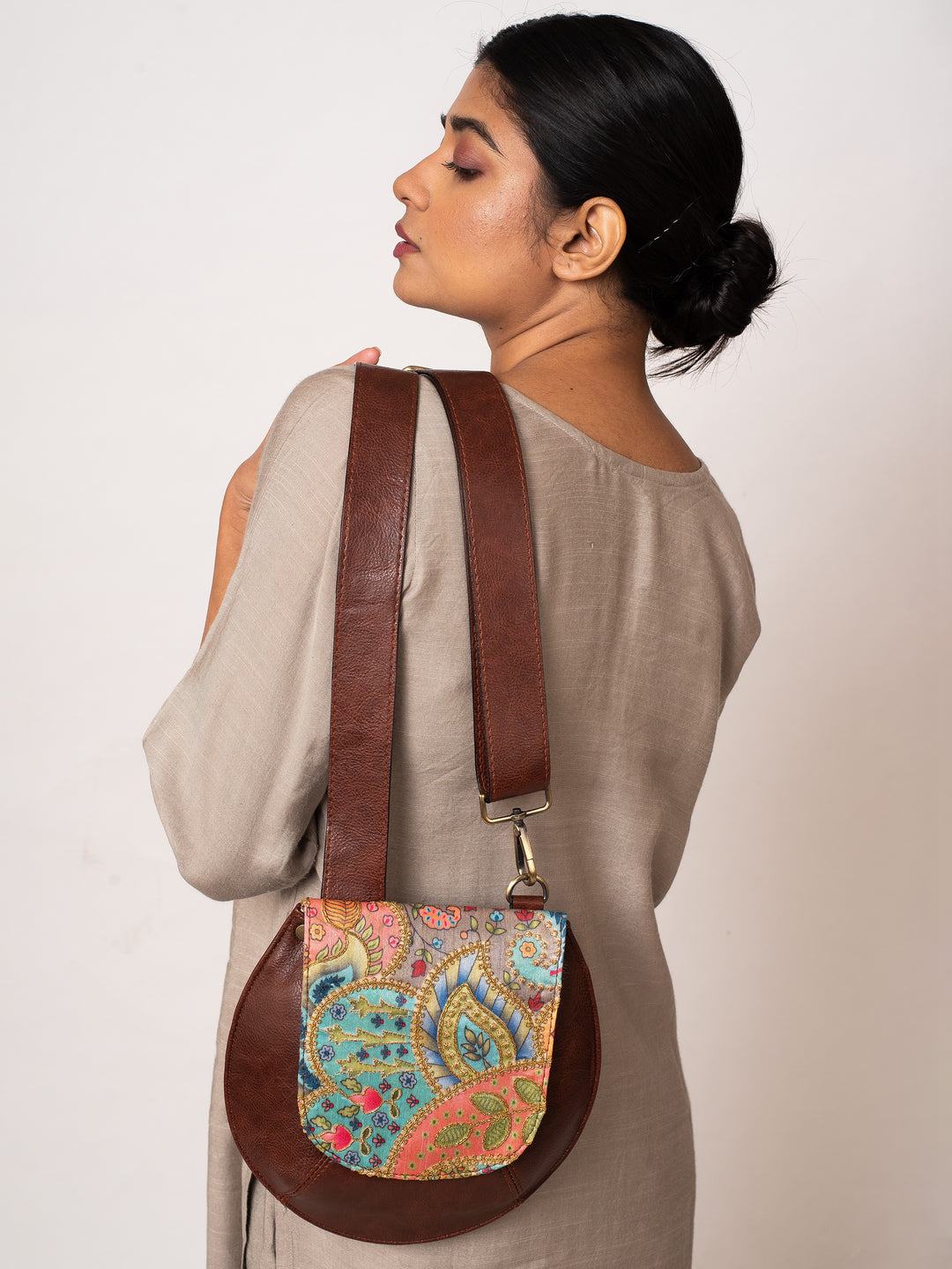 Patchwork Bianca Sling Bag - Miri